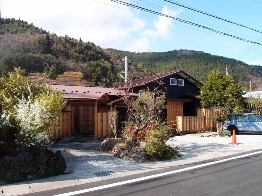 Villa つるば舎 à Fujiyoshida Extérieur photo