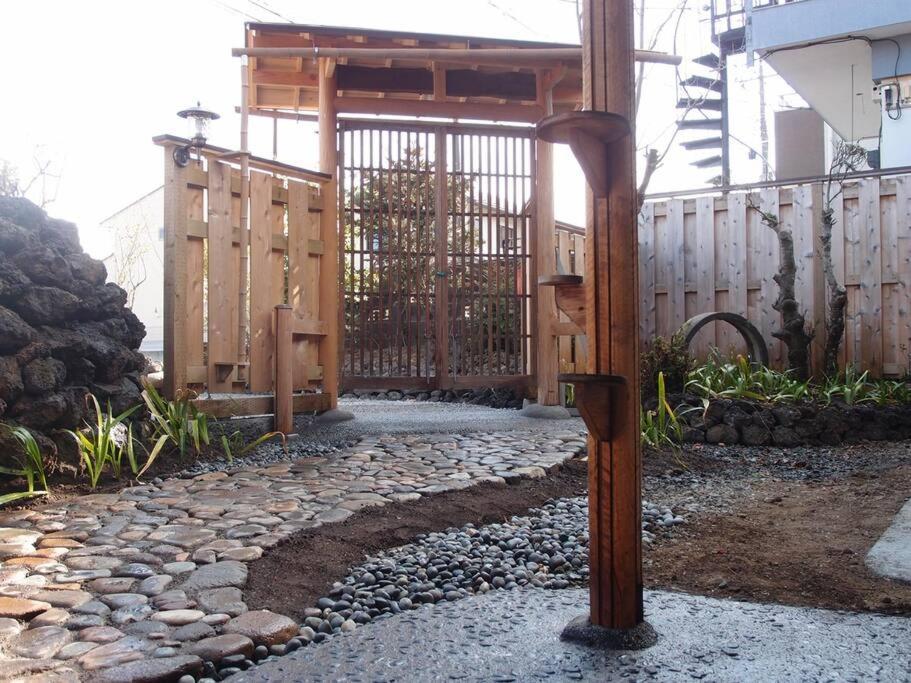Villa つるば舎 à Fujiyoshida Extérieur photo