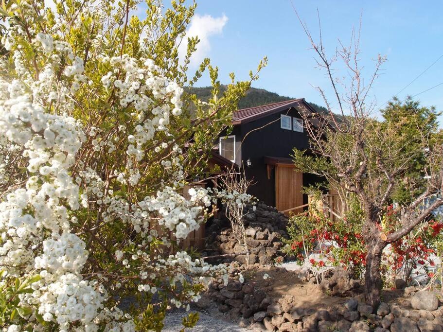 Villa つるば舎 à Fujiyoshida Extérieur photo